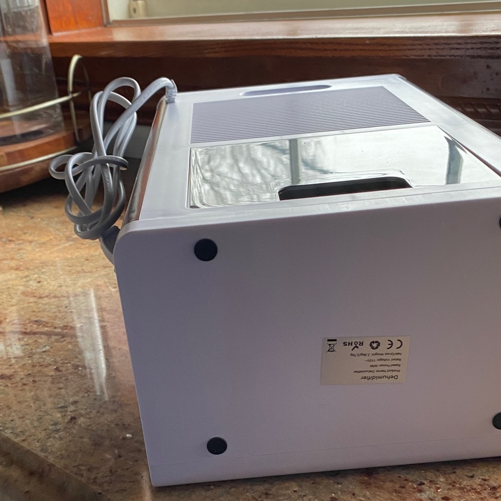 Silver Electronic Device - Picture 7 of 9